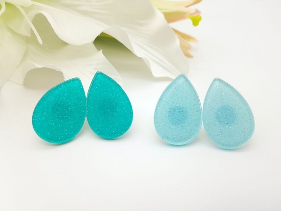 Tropfenform Ohrstecker Glitzer blau